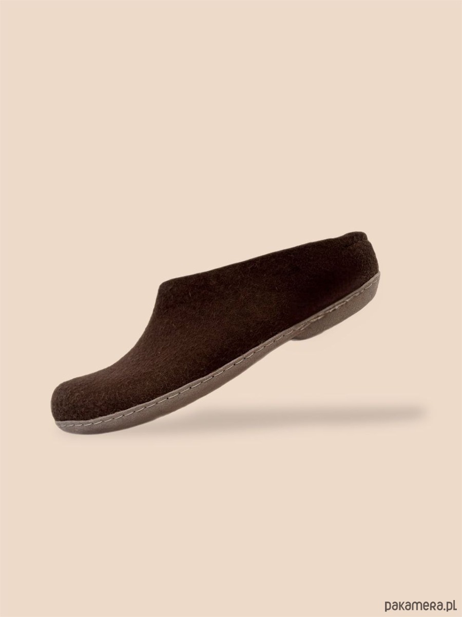 Kapcie filcowe otwarte z naturalnej owczej wełny